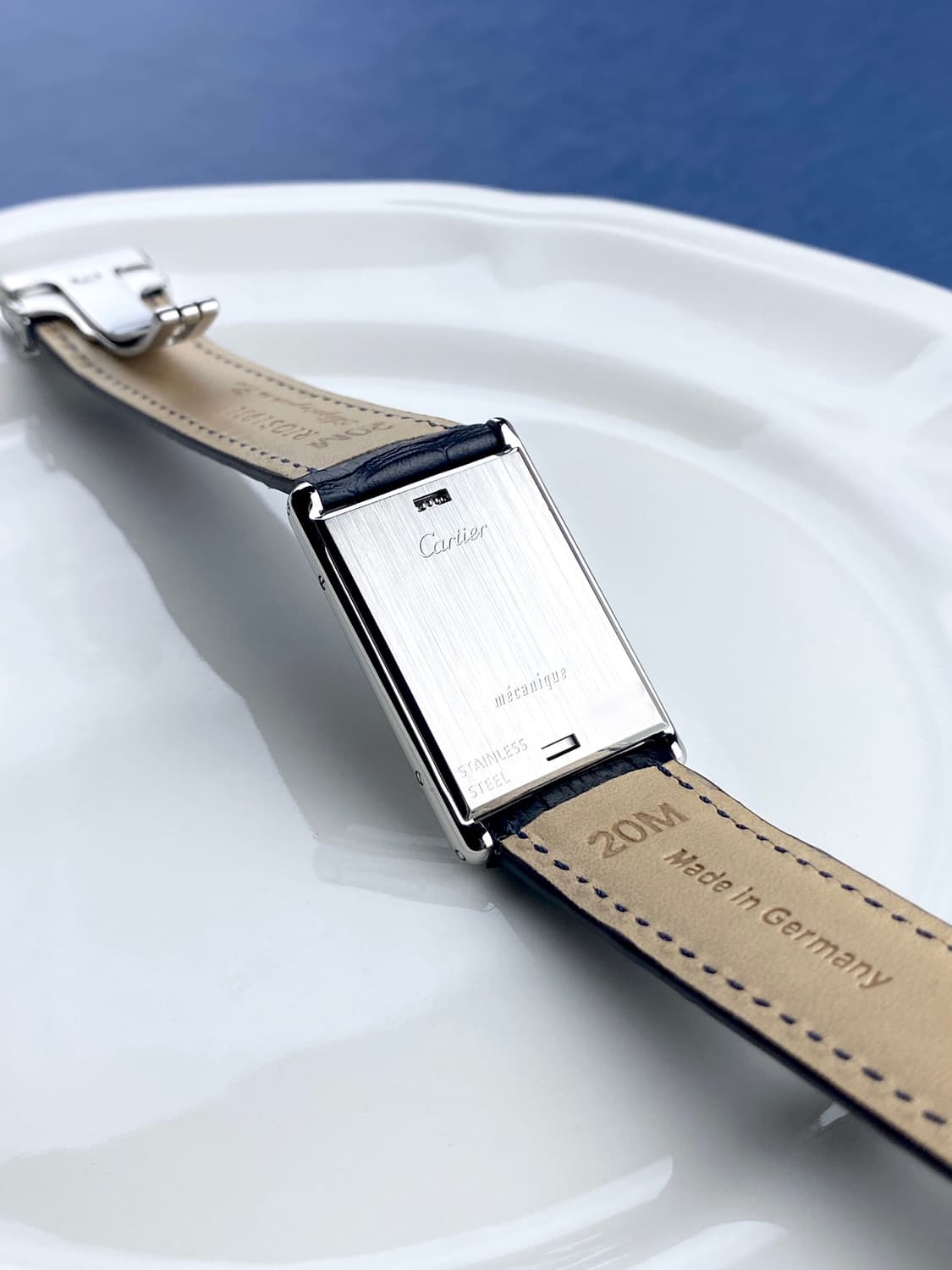 RM님 착용 CARTIER TANK BASCULANTE MÉCANIQUE 상품이미지9