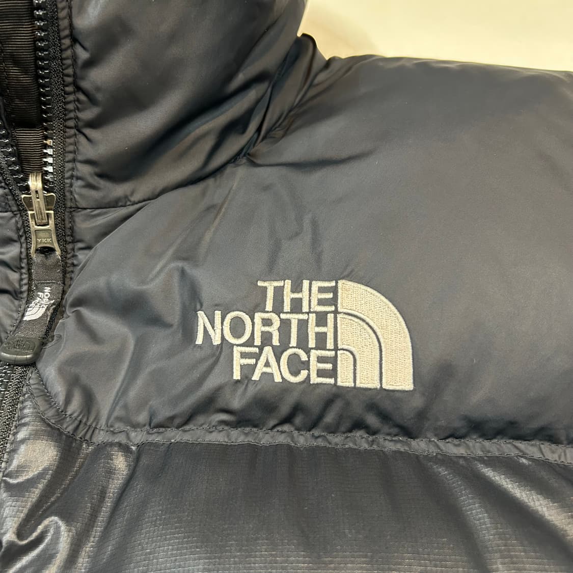 L) 노스페이스 구스다운 눕시 700 블랙 패딩 세탁완료 상품이미지4