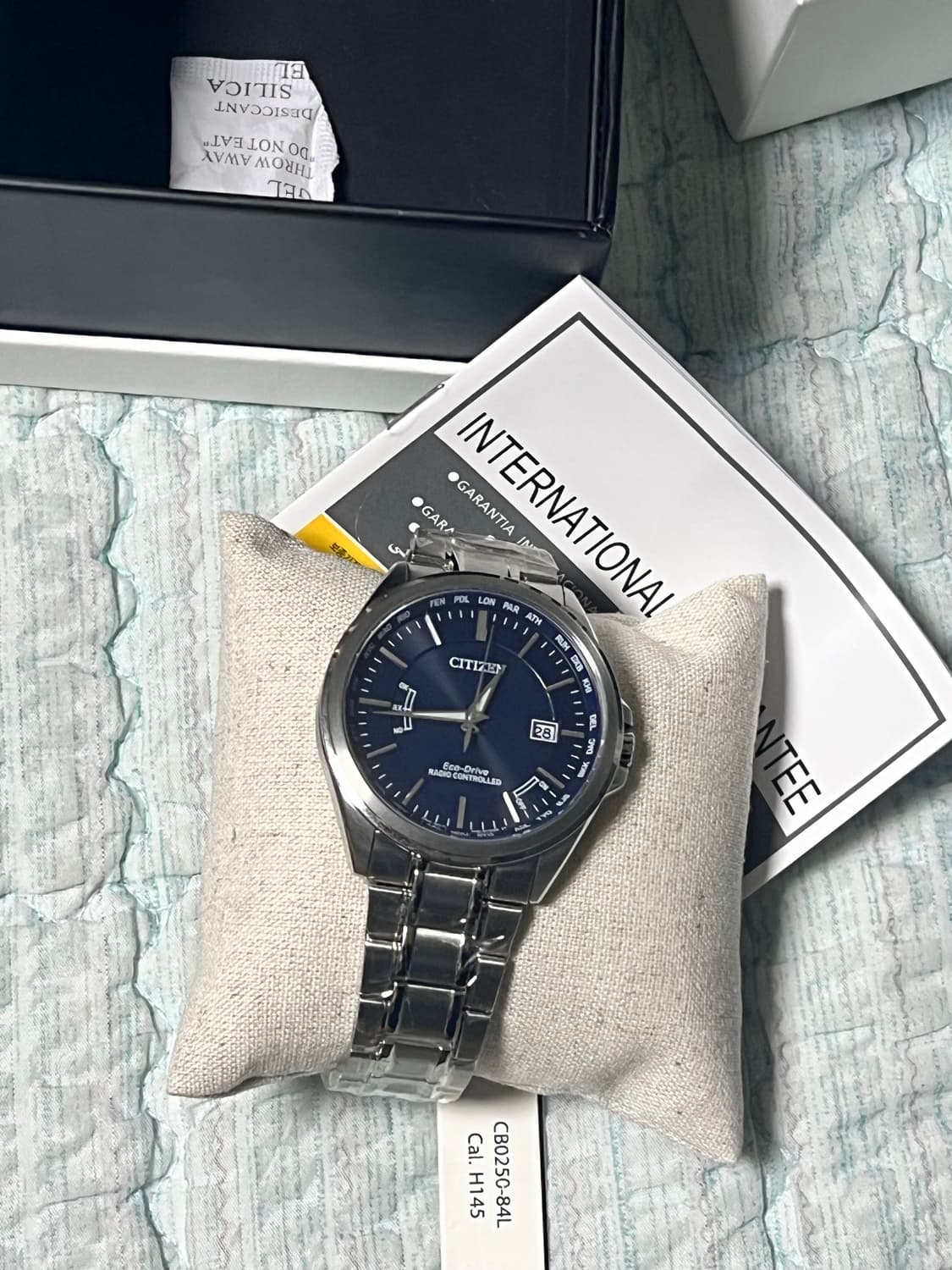 시티즌 에코드라이브 라디오컨트롤 시계 새제품 (CB0250-84L) 상품이미지1