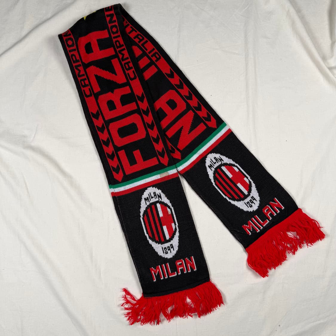 AC 밀란 축구 머플러 상품이미지2