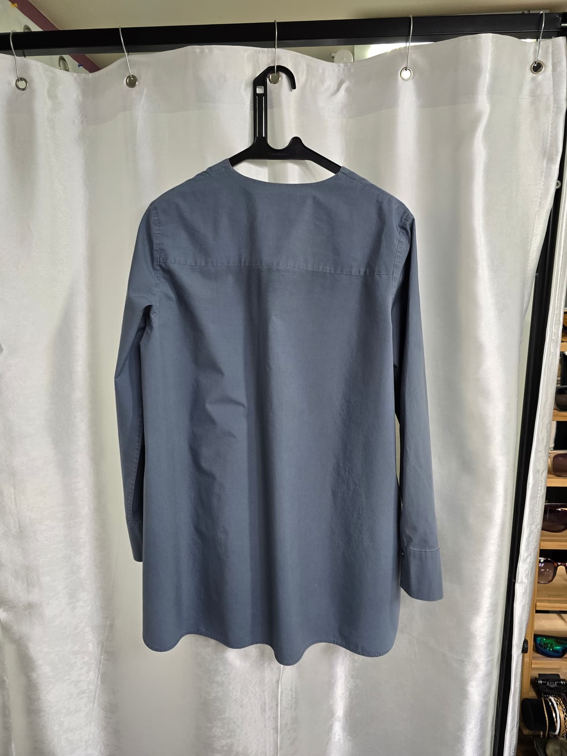 COS 코스 블루 V넥 셔츠 (1507) 상품이미지2