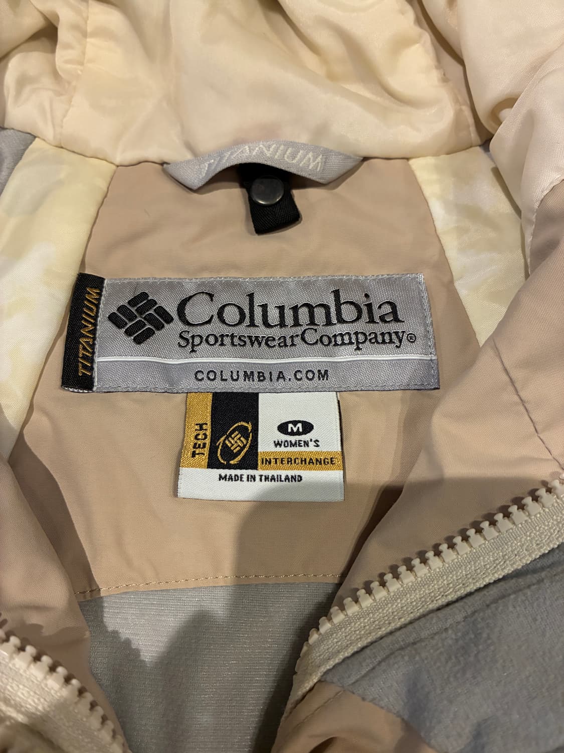 M) 컬럼비아 티타늄 베이지 바람막이 자켓 상품이미지5