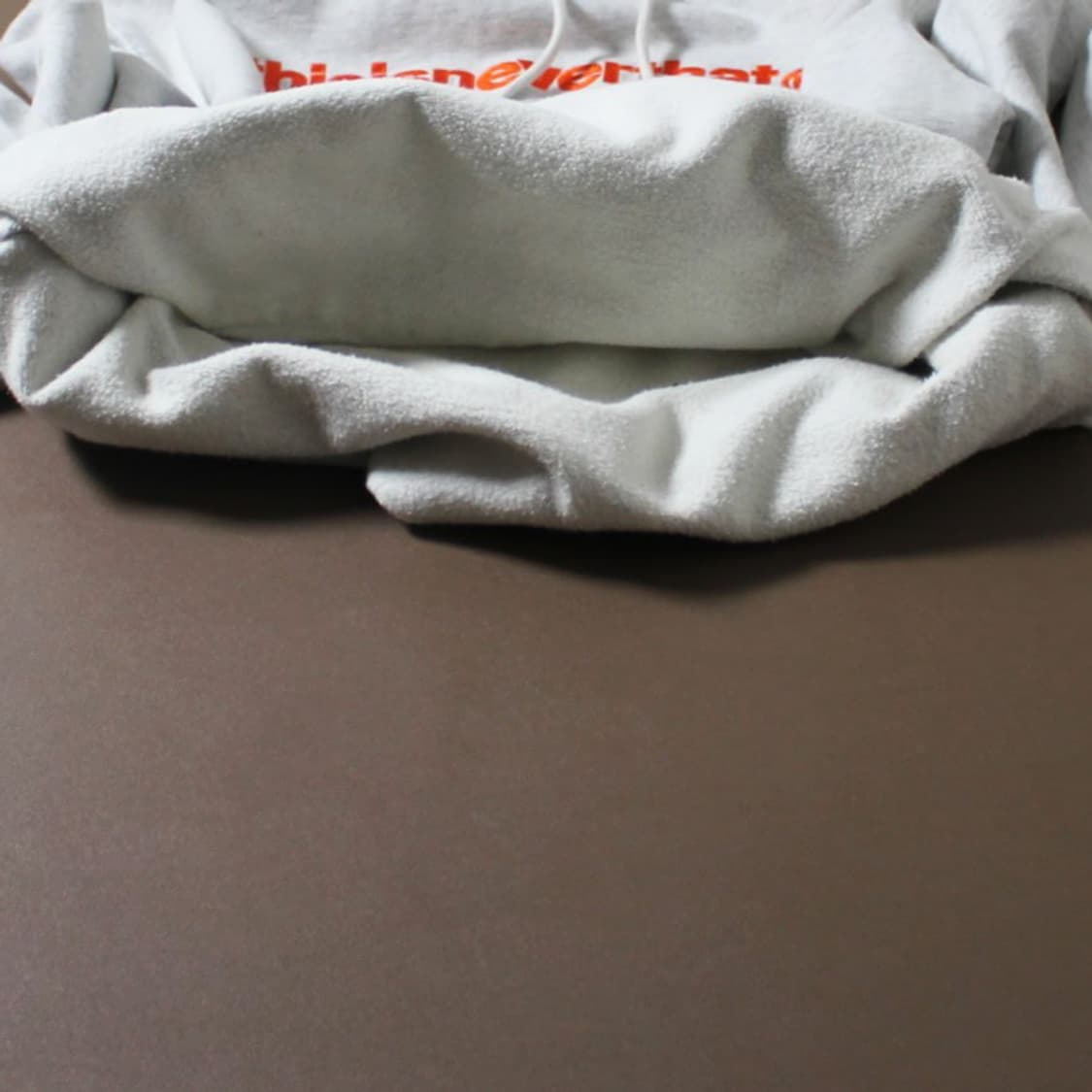 thisisneverthat® 디네뎃 그레이 후드티 상품이미지4