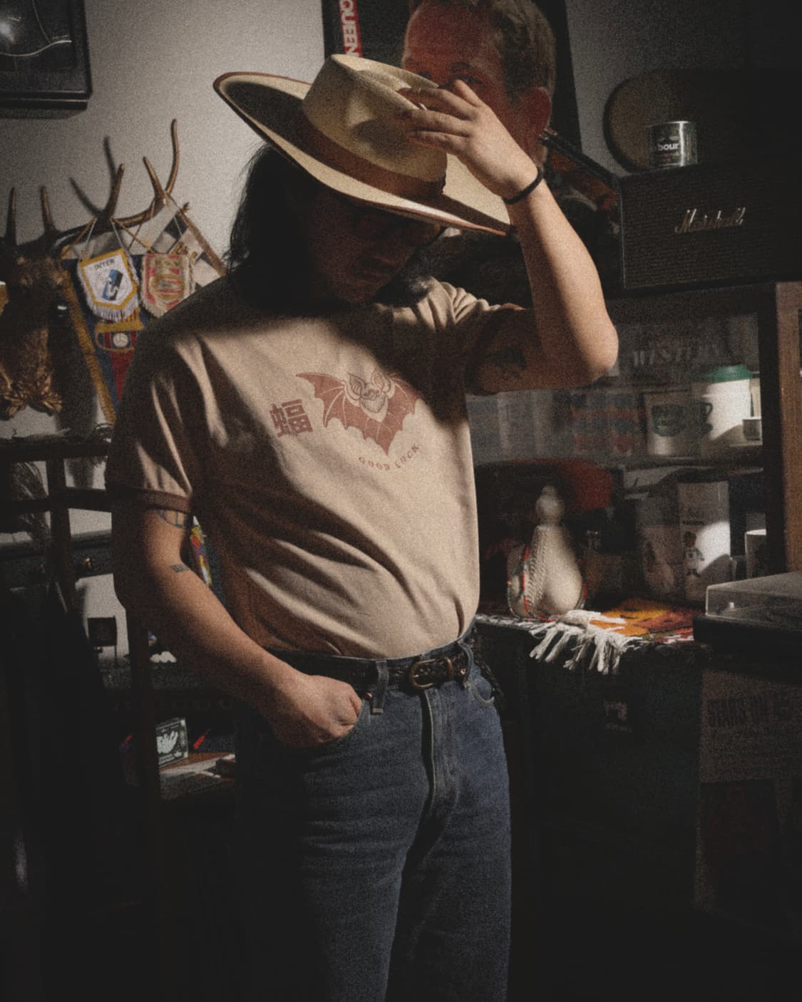 모쿠토 박쥐패턴(Good Luck) 링거티 - 브라운 M/L/XL 상품이미지8