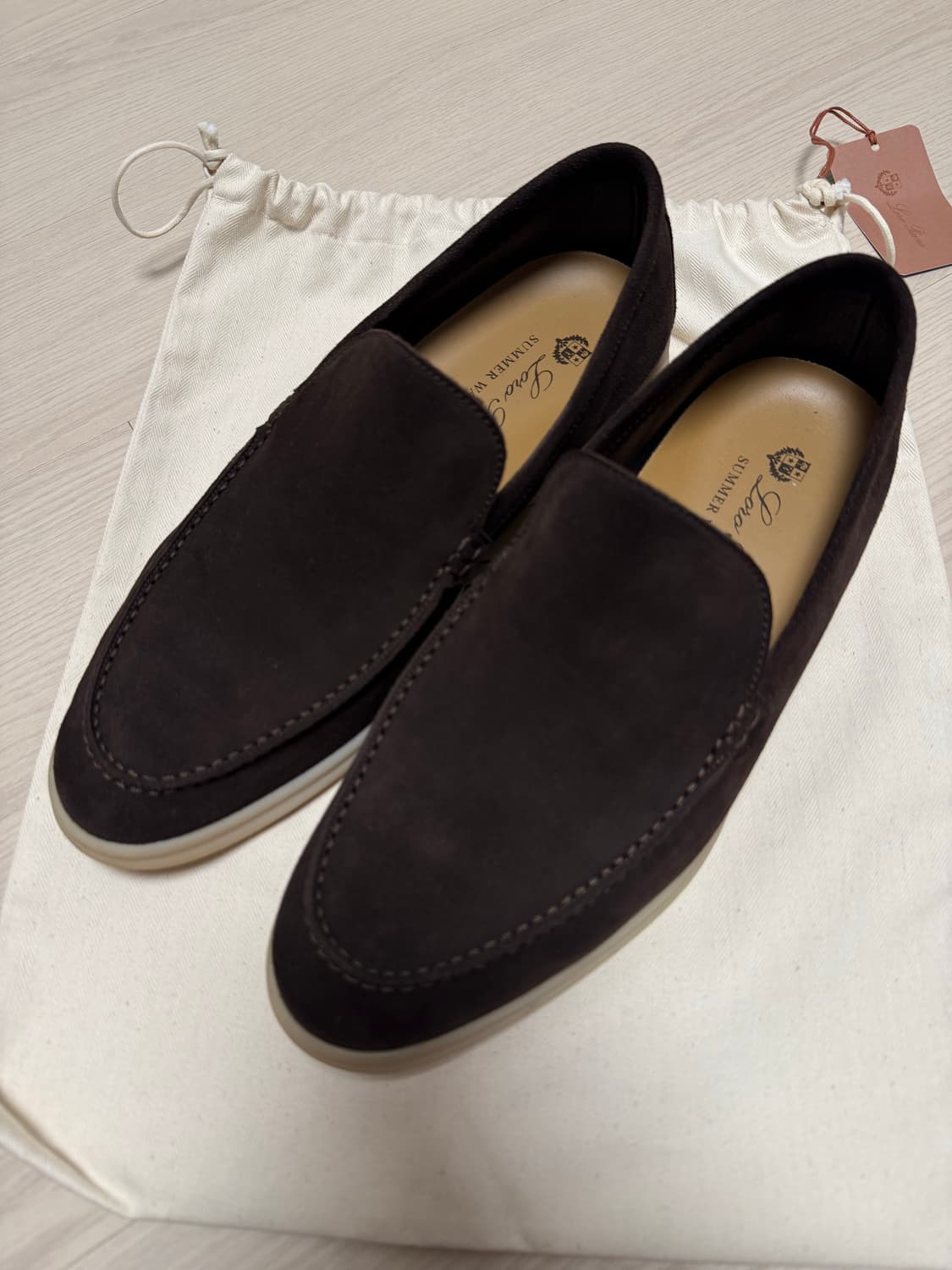 로로피아나 남성 썸머워크 브라운 41사이즈 상품이미지1