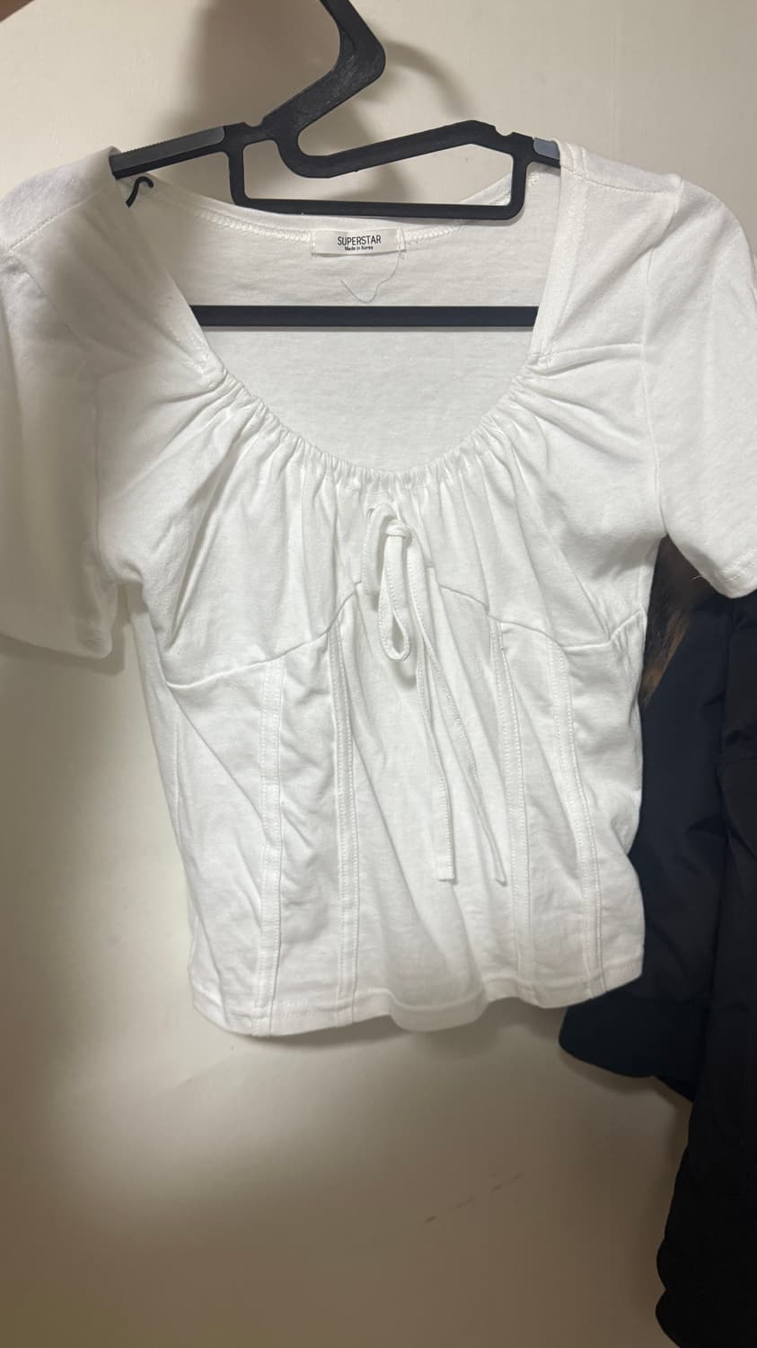 리본 셔링 반팔 티셔츠 상품이미지1