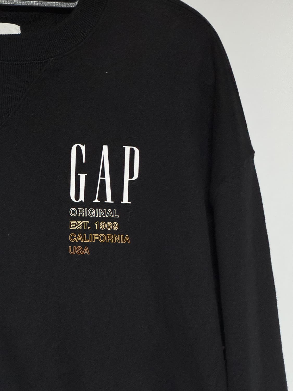 GAP 검정색 맨투맨 100 소재굿 상품이미지2