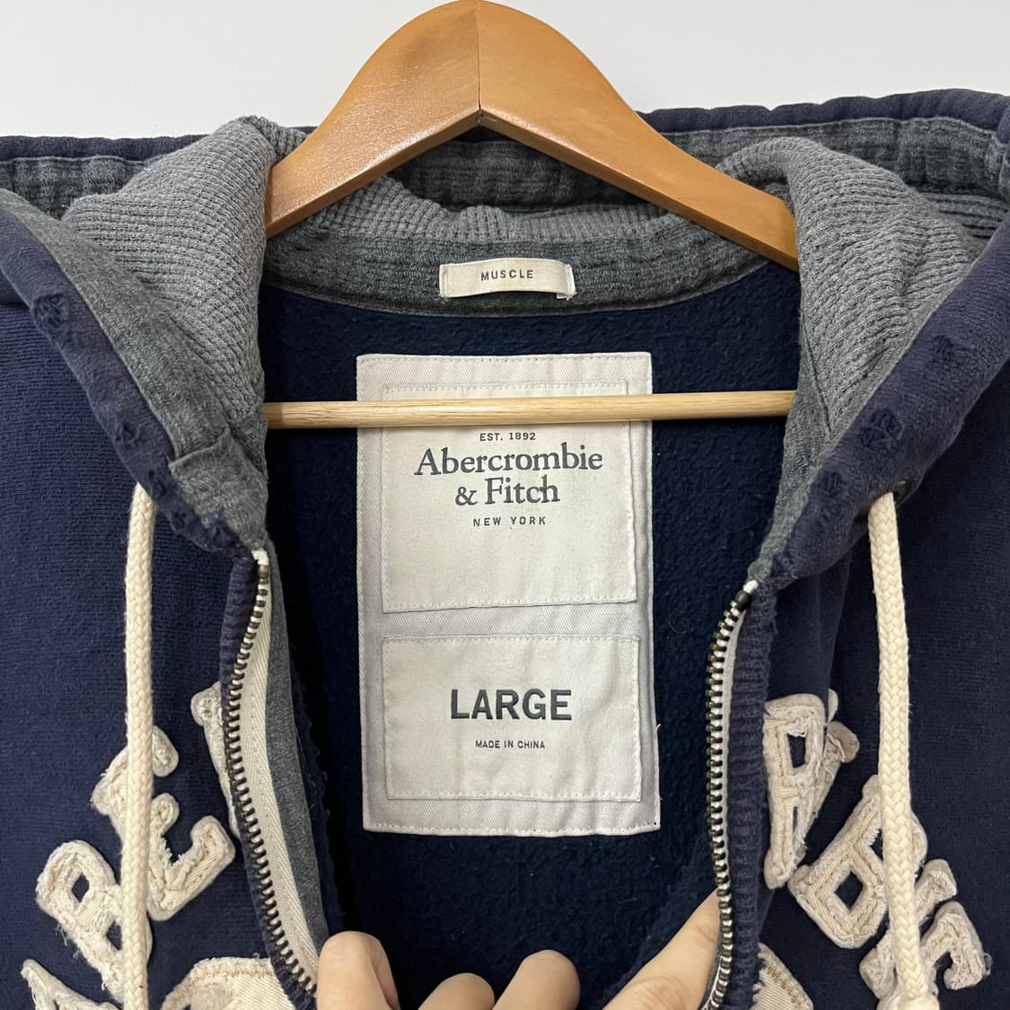 아베크롬비 자수로고 네이비 후드집업 상품이미지5