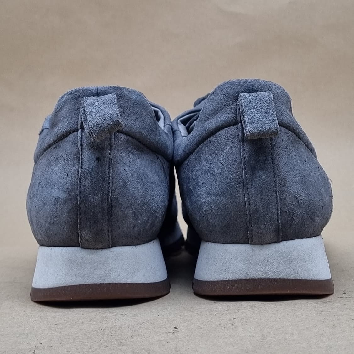 호간 스웨이드 여성운동화 230 상품이미지4