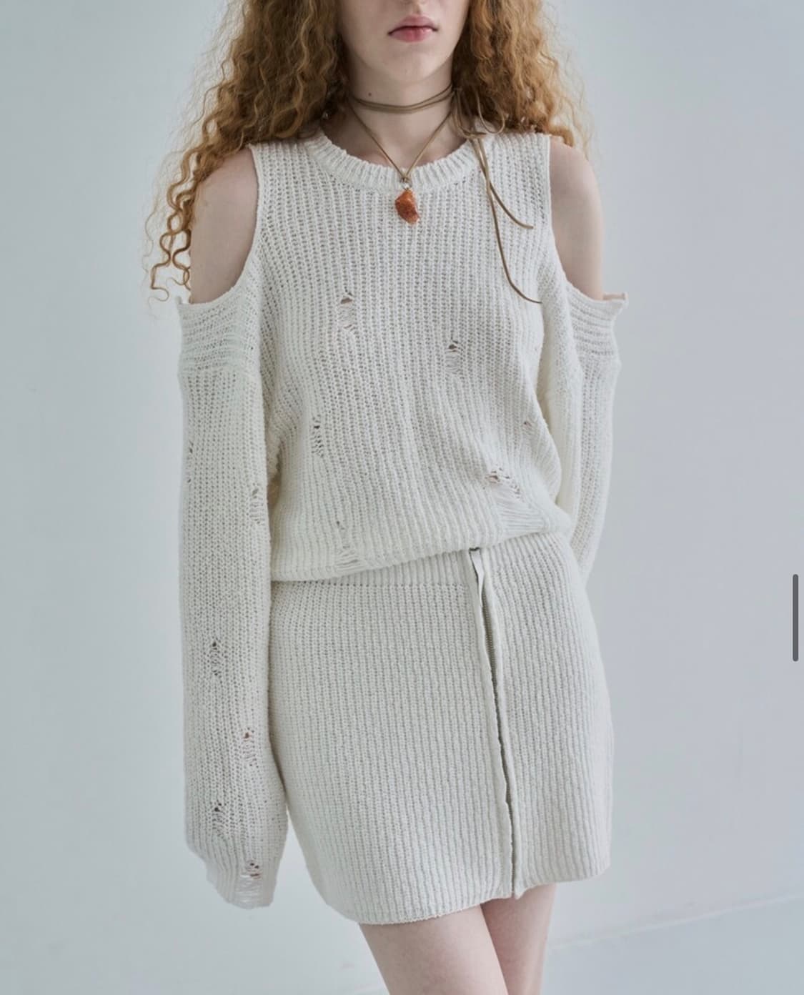 아우어솔티 Open Shoulder Cotton knit / Ivory 상품이미지3