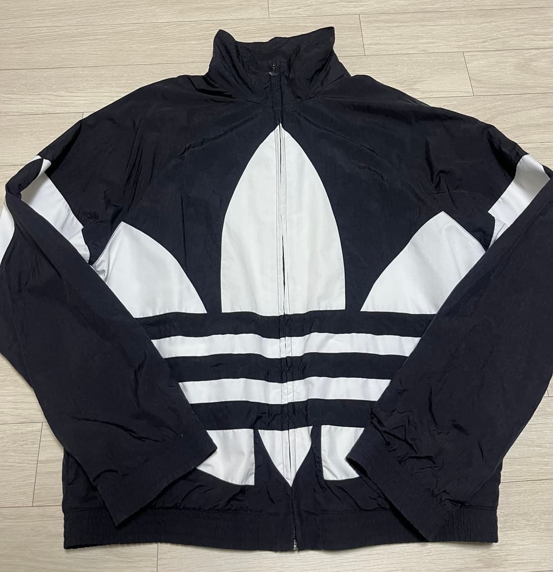 아디다스 빅로고 빅 트레포일 트랙탑 바람막이 fm9892 상품이미지2