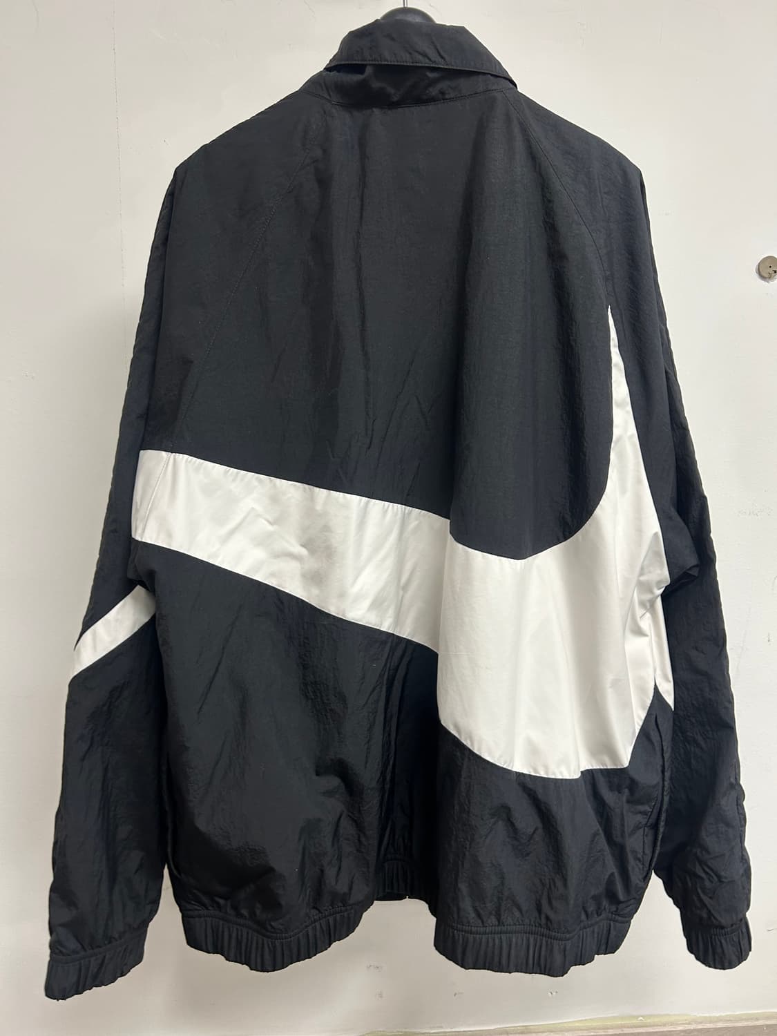 나이키 빅 스우시 바람막이 블랙 L 상품이미지3