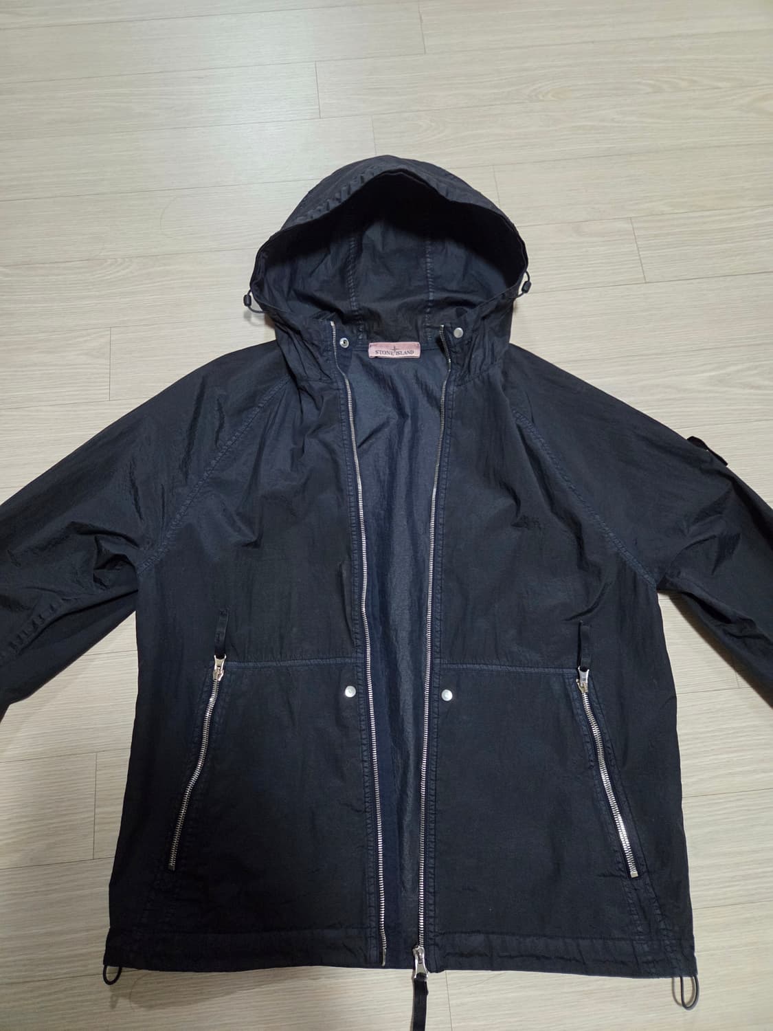 [24SS] 스톤아일랜드 나일론 메탈 와트로 후드 자켓 (M) 상품이미지5