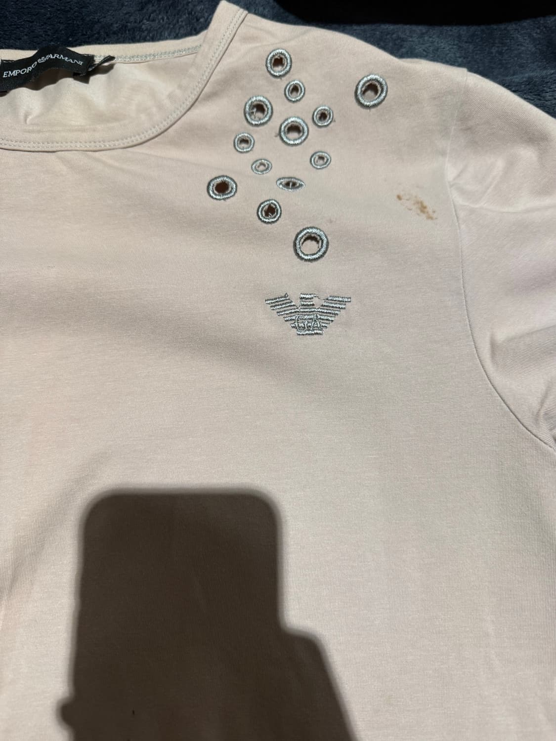 엠포리오 알마니 티셔츠 팝니다 XL 사이즈 상품이미지2