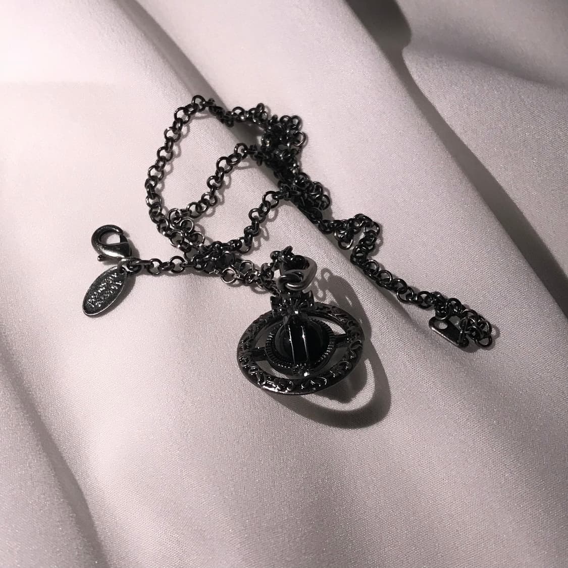 비비안웨스트우드 미니바스 orb 목걸이 상품이미지1