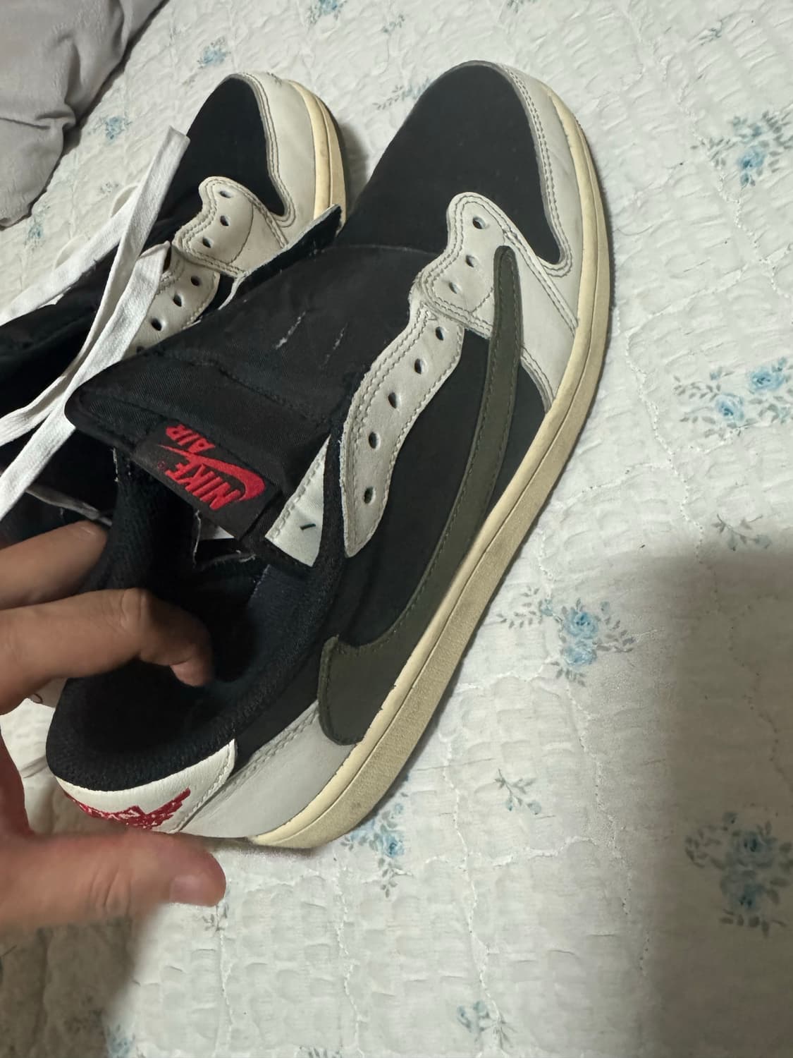 조던 1 x 트래비스 스캇 레트로 로우 올리브 275사이즈 상품이미지5