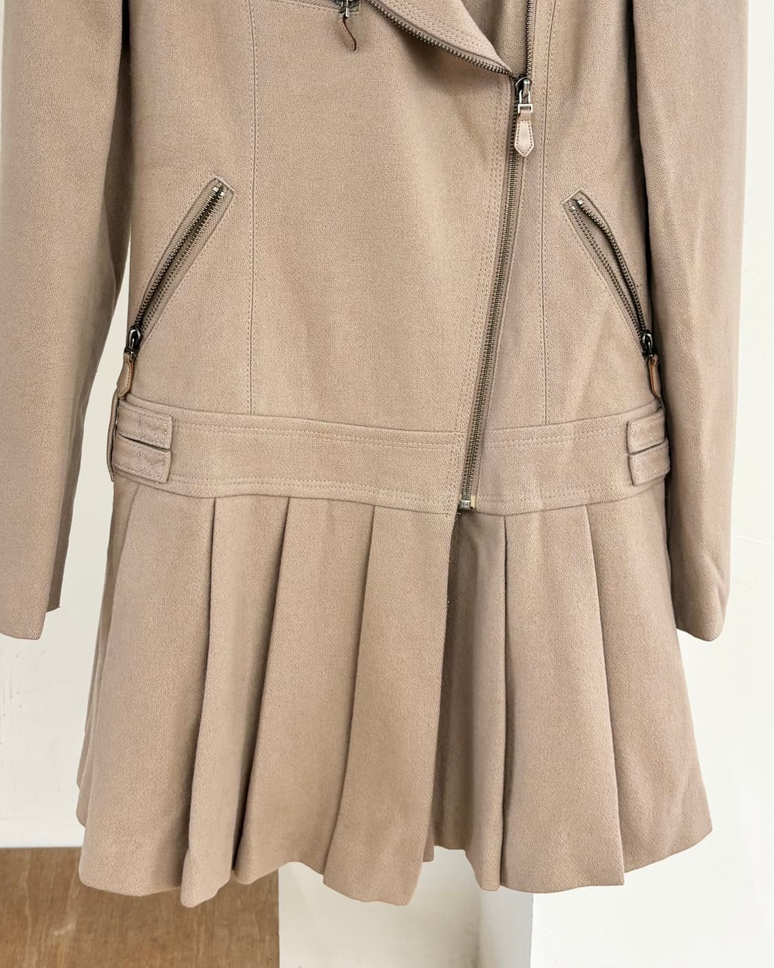 버버리 블루 라벨 플리츠 바이커 코트 상품이미지5