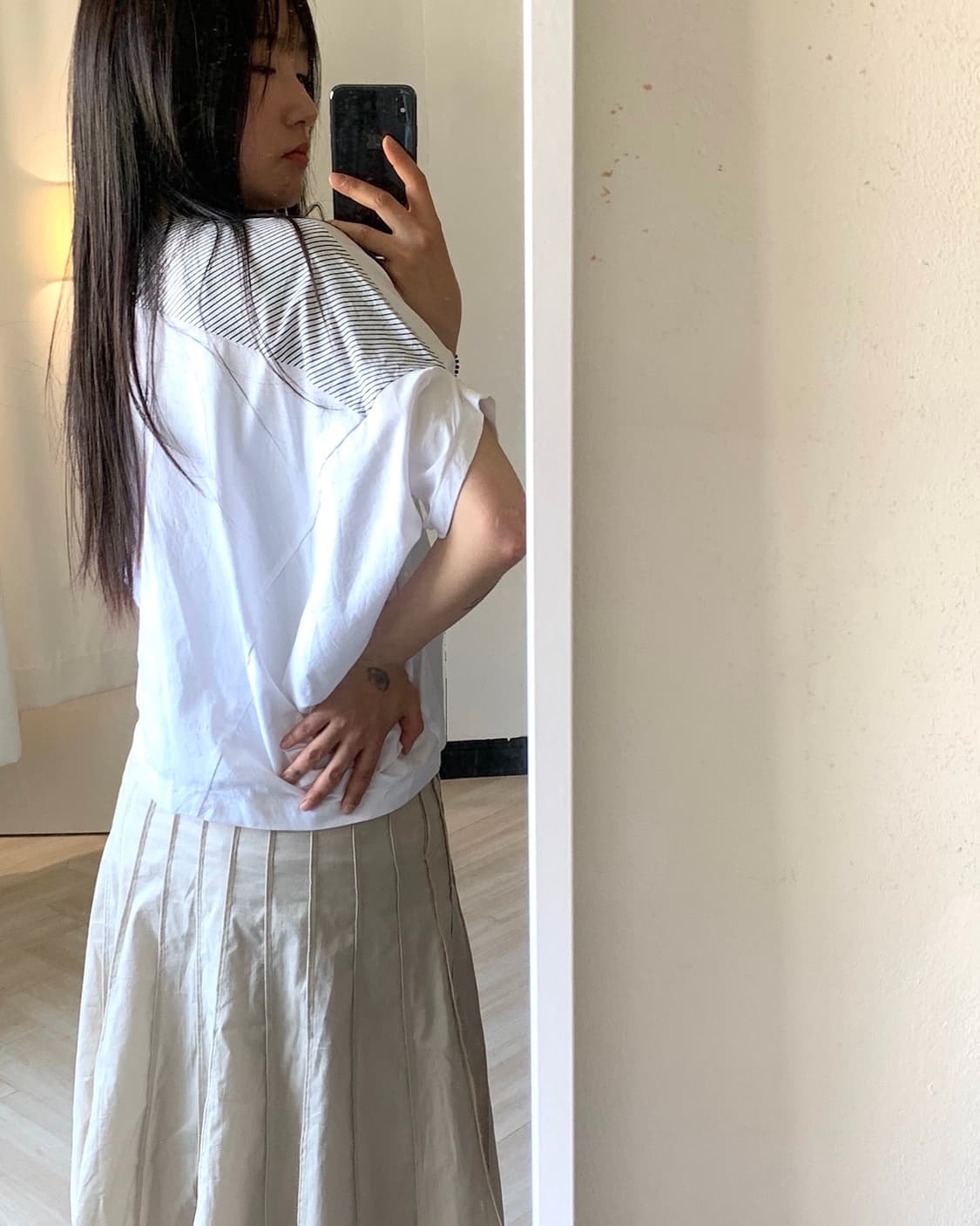 V neck raglan back twist t-shirts 상품이미지5