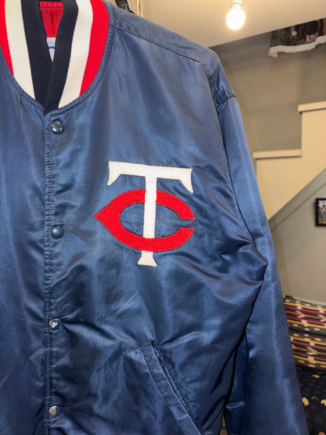 90’s Starter Minnesota satin bomber  상품이미지5