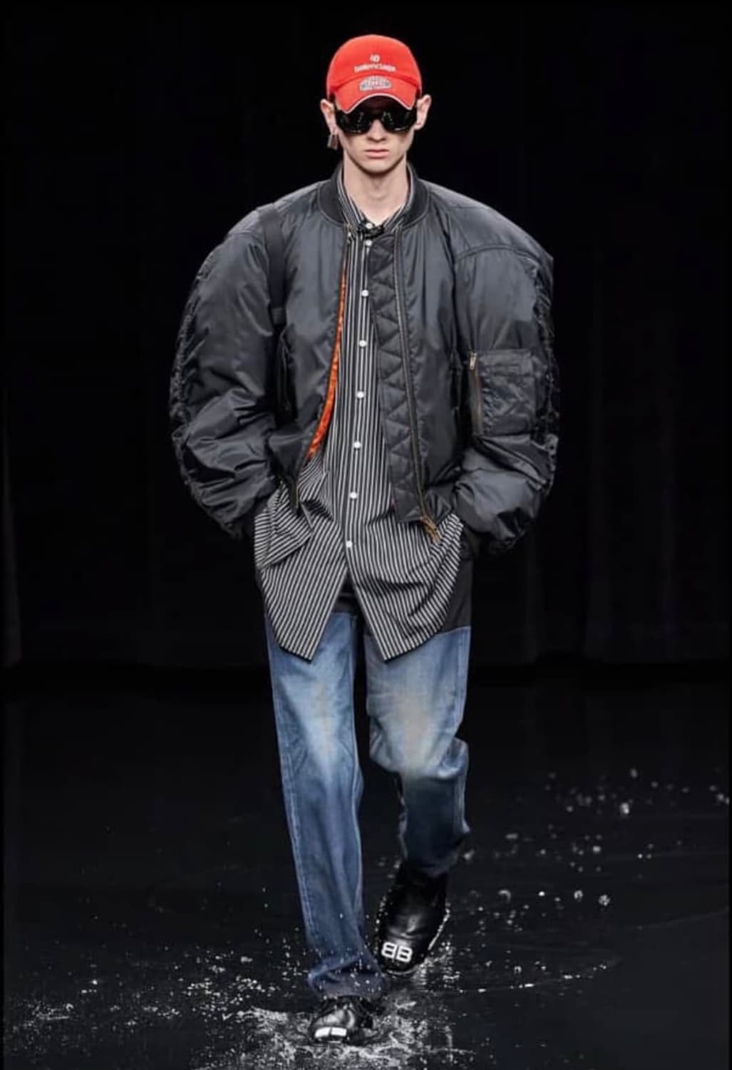 발렌시아가 스테로이드 봄버 44사이즈 상품이미지1