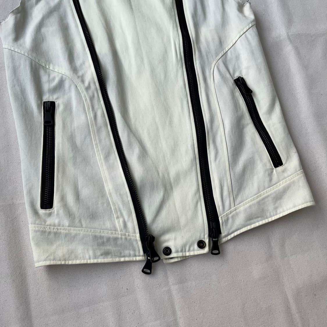 발망 파리 퀄티드 숄더 바이커 지퍼 베스트 상품이미지5