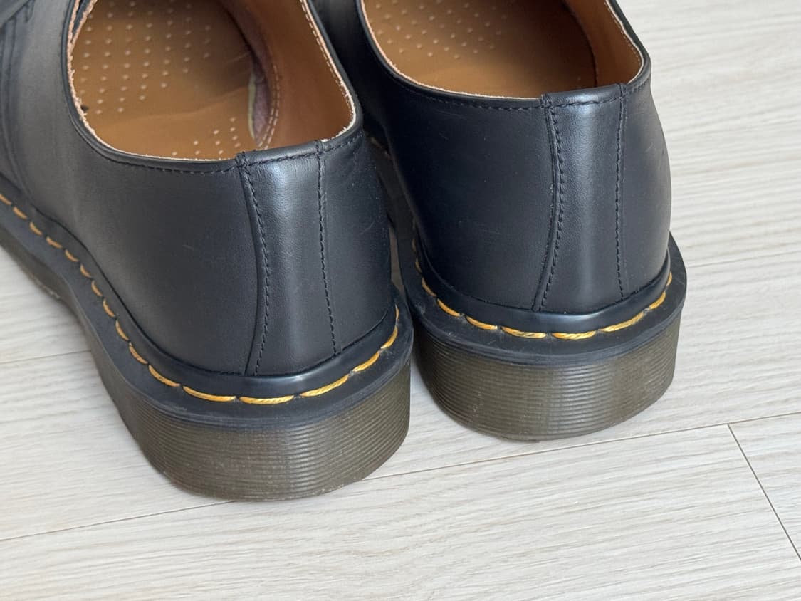 [260] 닥터마틴 1461 나파(Nappa) 블랙 3홀 상품이미지4