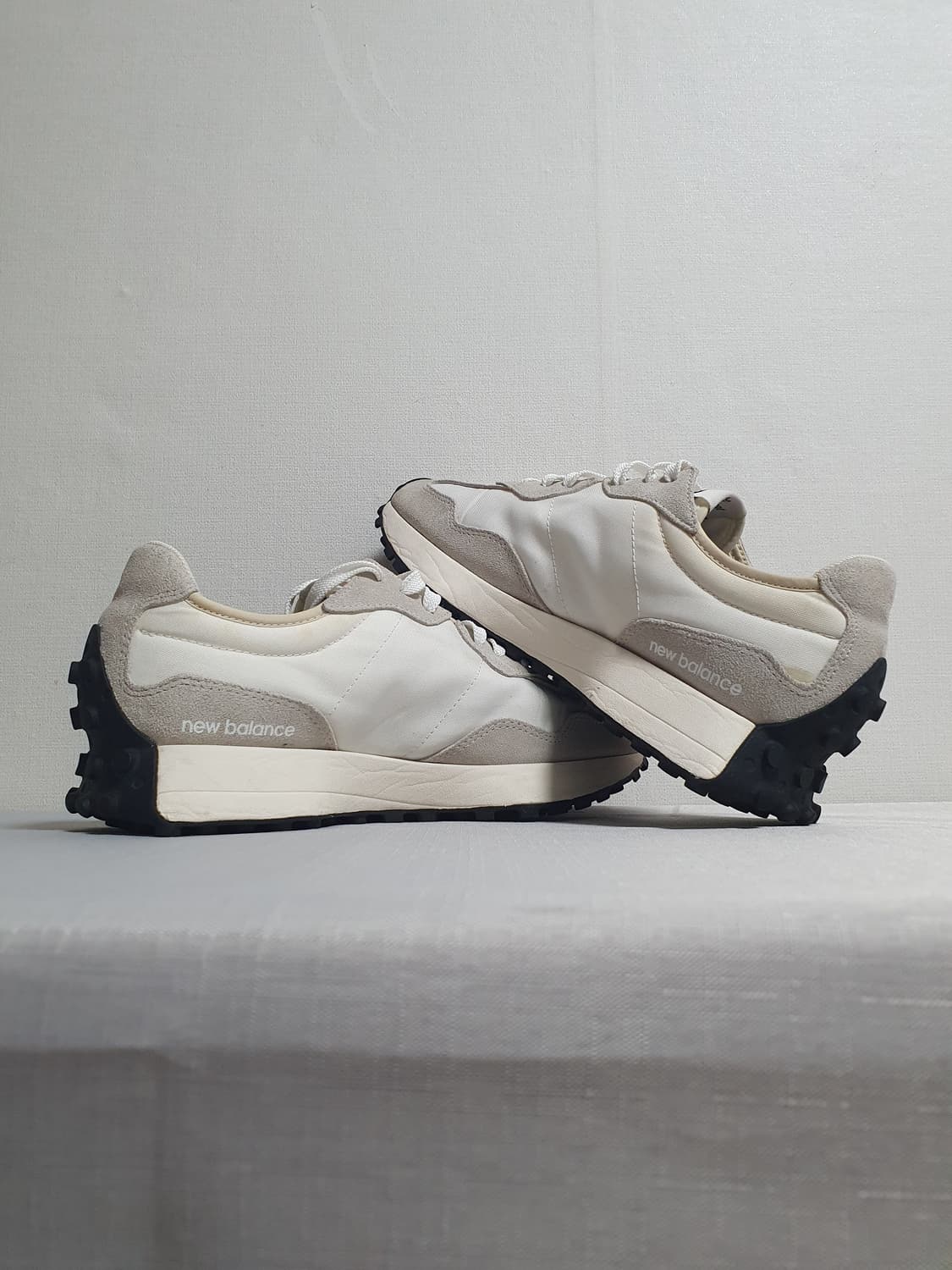 255mm 뉴발란스 327 그레이 블랙 스니커즈 상품이미지4
