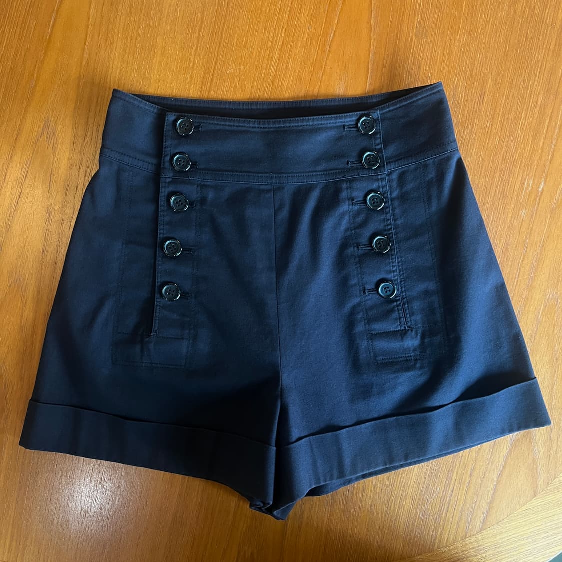 DKNY High Waist Short Pants 상품이미지1