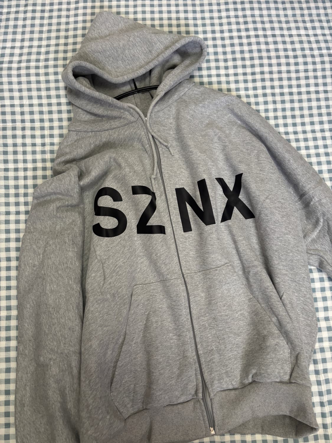 칸예 시즌 후드집업 상품이미지1