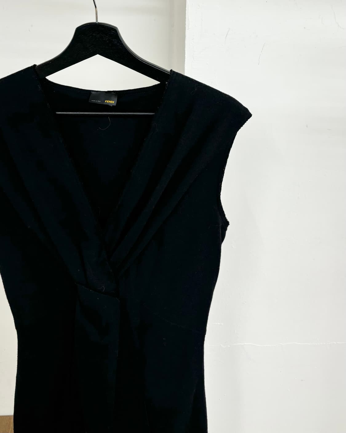 펜디 드레이프 디테일 블랙 미디 원피스 상품이미지4