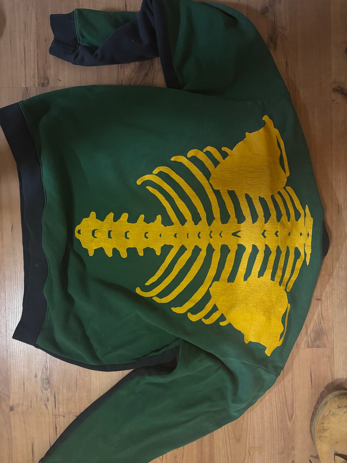 케피탈 투톤 플리스 스웨트셔츠 상품이미지1