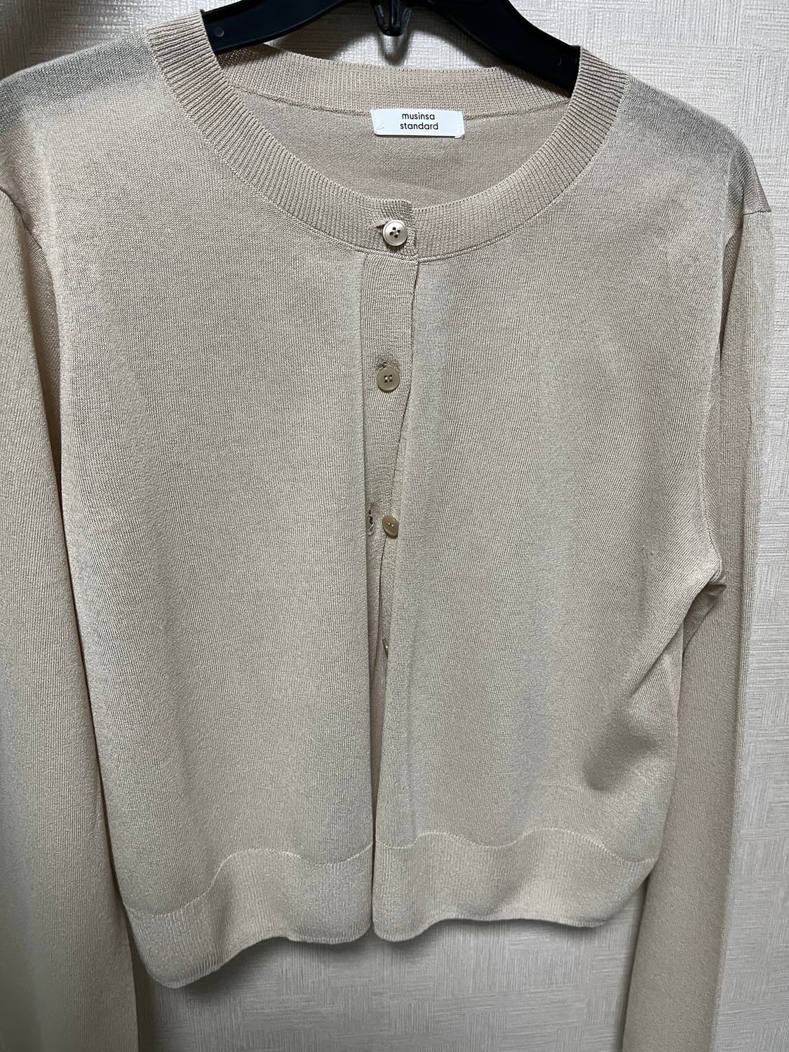 무신사 스탠다드 우먼 시어 라운드 넥 가디건 라이트 베이지 상품이미지2