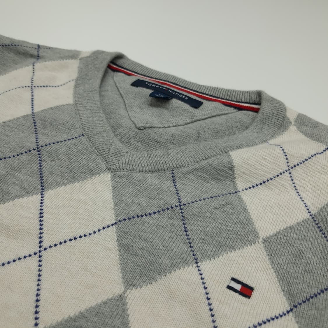 CN815 S 타미힐피거 그레이 아가일 V넥 니트 스웨터 상품이미지5