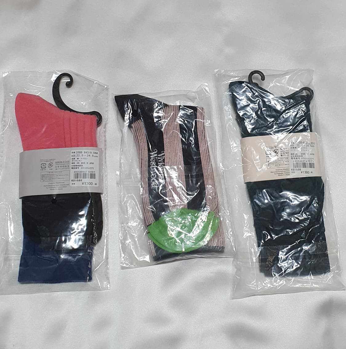 블루 연핑크 다크그린 블랙 레이스 스트라이프 비비안웨스트우드 양말 상품이미지2