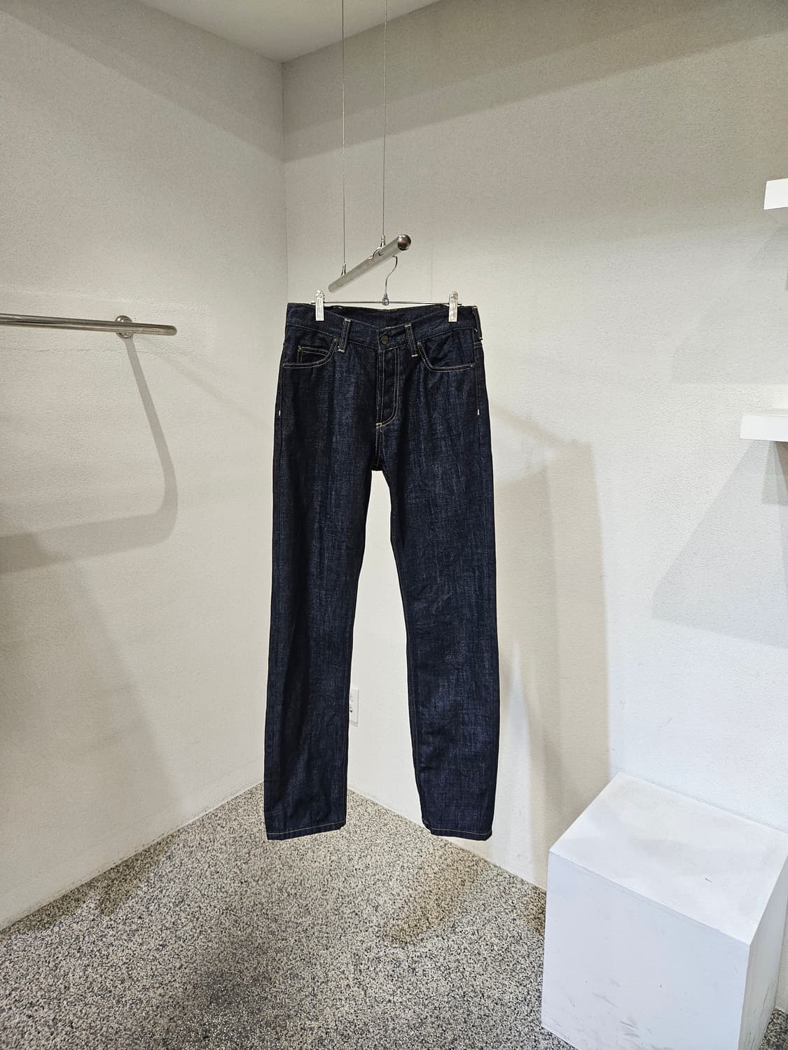 칼하트 Wip 말로우 생지 데님 팬츠 상품이미지1