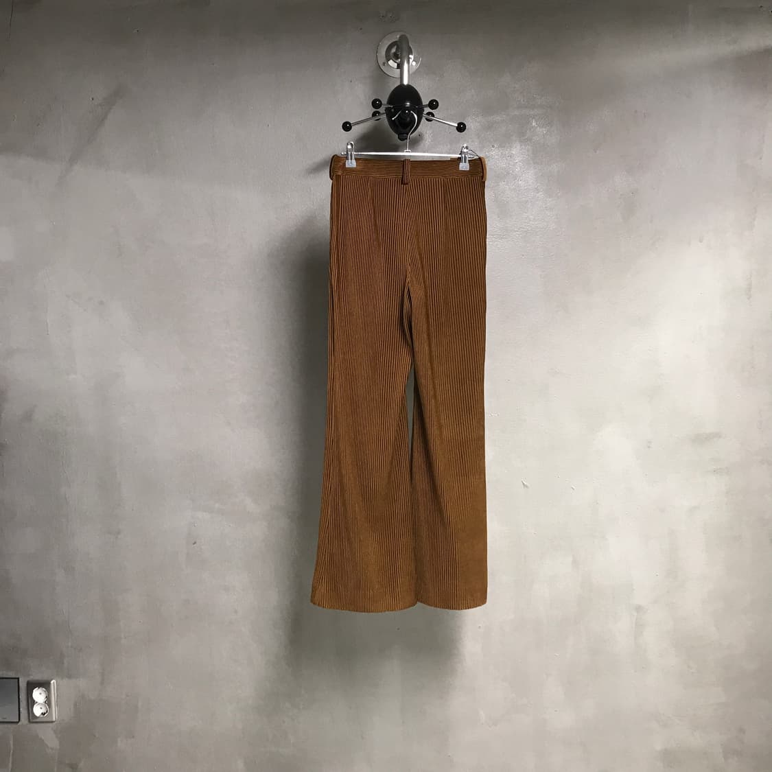 아크네스튜디오 코듀로이 팬츠 36(W) 상품이미지4