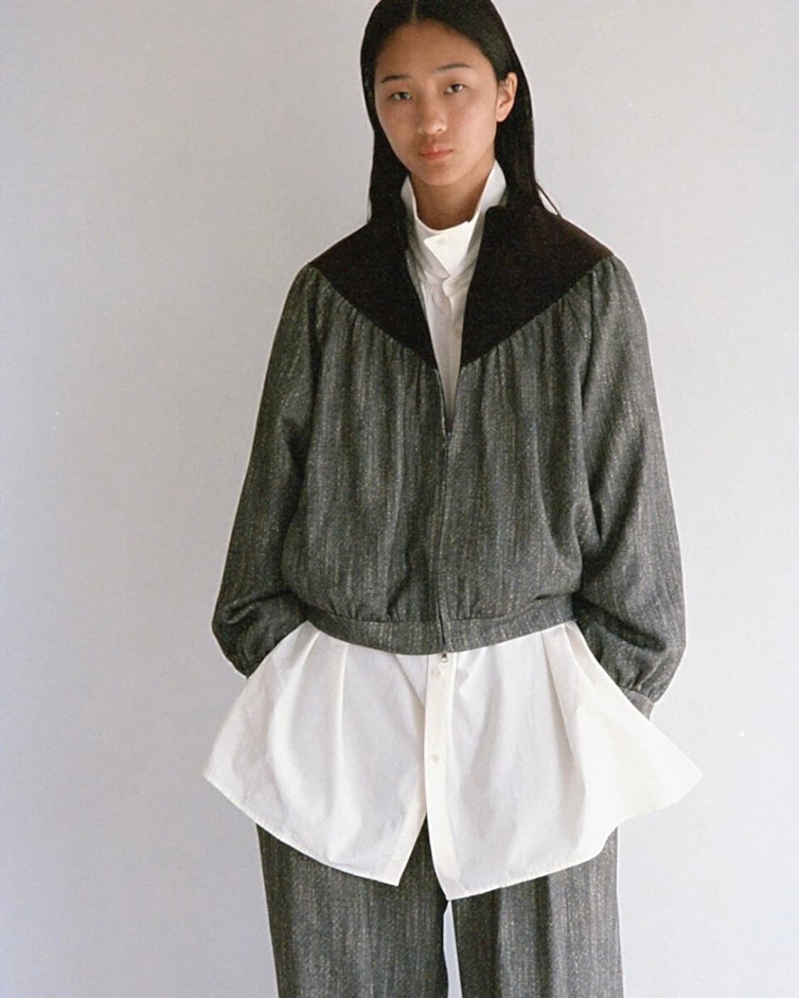 새제품.0) 아모멘토 울 트위드 요크 점퍼 벨벳울 블루종 자켓 브라운/차 상품이미지3