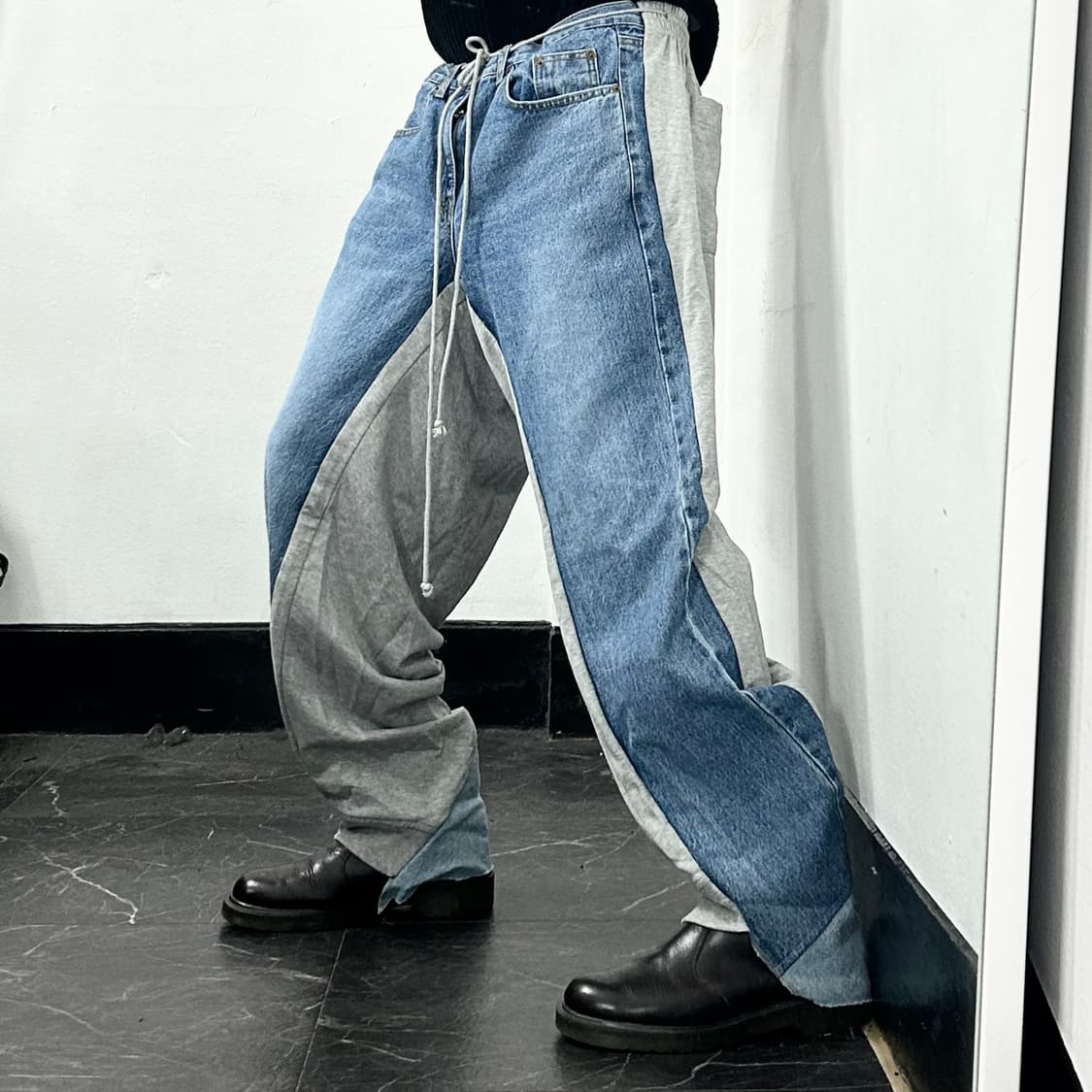 블레스 커스텀 데님 트랙 팬츠 상품이미지1