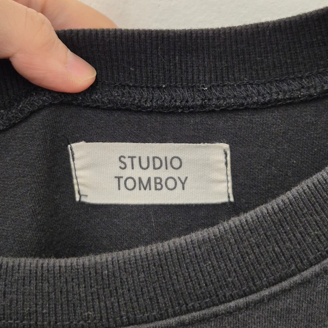 스튜디오 톰보이 뉴옥 레터링 루즈핏 반팔티 상품이미지3