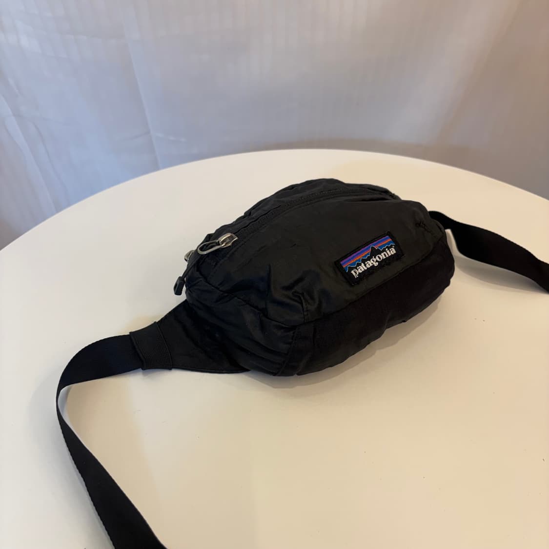 정품 파타고니아 라이트웨이트 트래블 미니 크로스백     상품이미지3