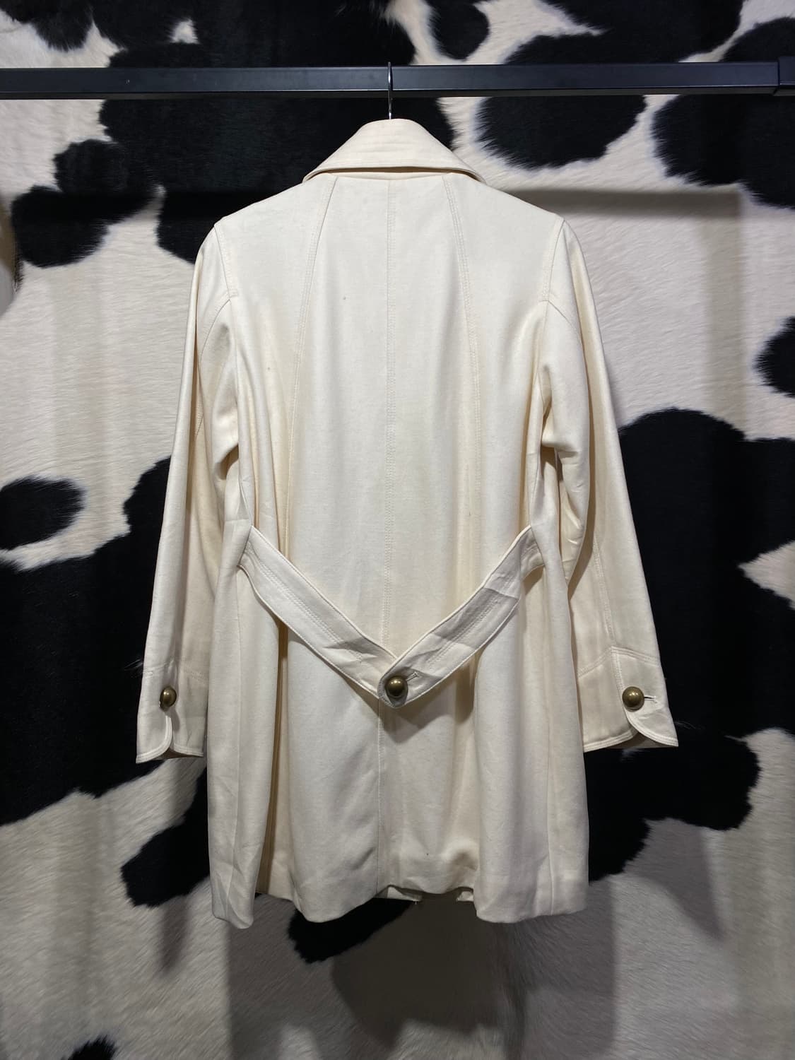 Saburoku 버튼 아이보리 하프코트 상품이미지4