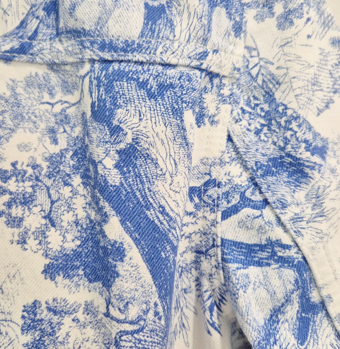 [중고명품셀렉트]크리스찬 디올 블루 & 화이트 데님 여성 자켓 사이즈 3 상품이미지5