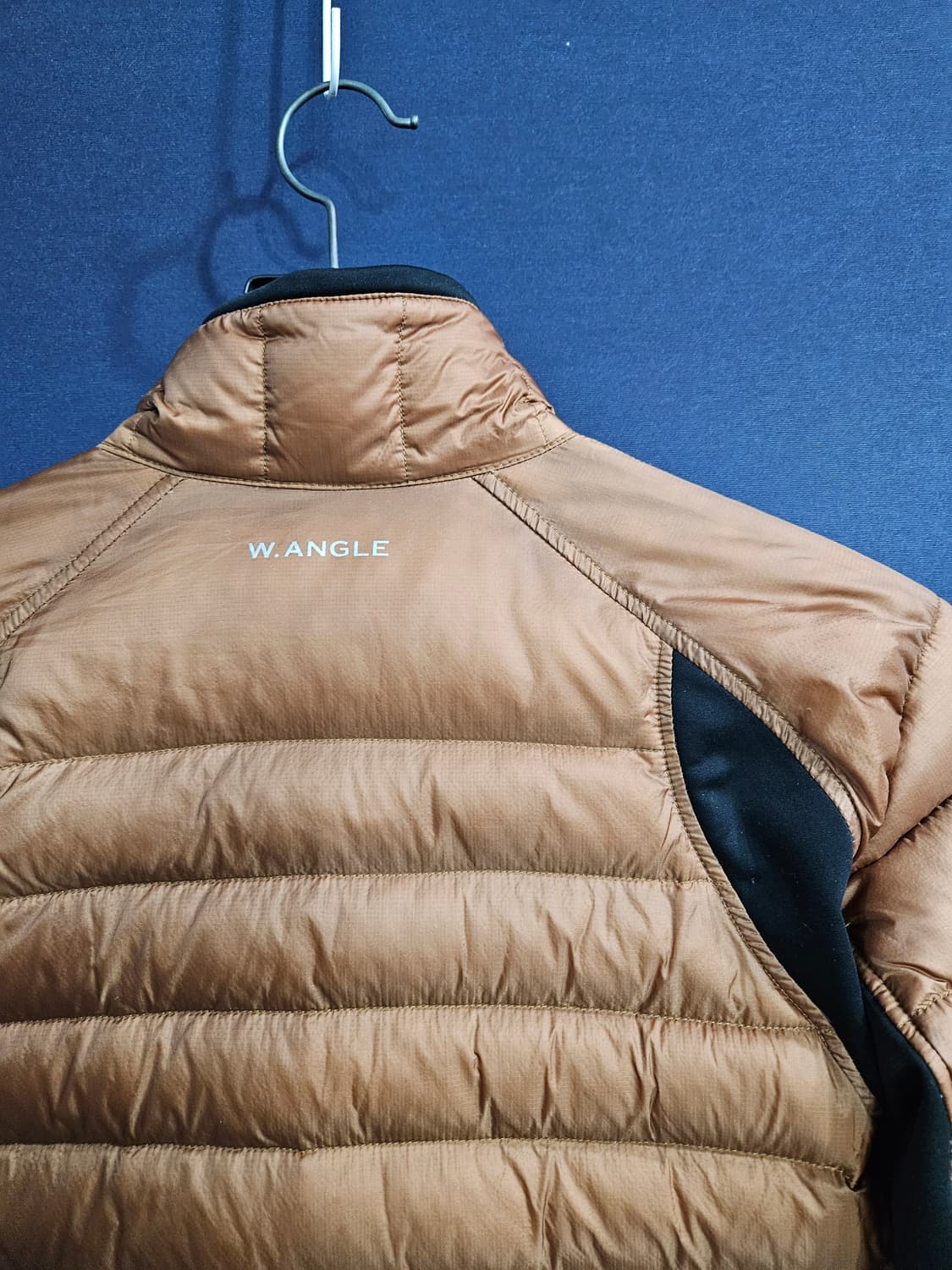 와이드앵글 라이트브라운 남성 슬림핏 100 덕다운 골프 경량패딩  상품이미지9