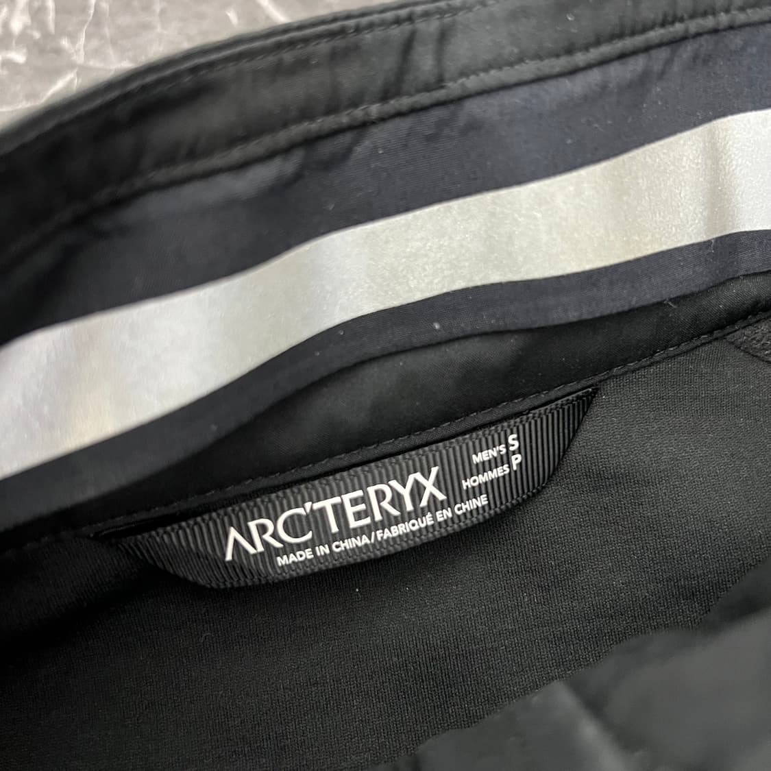 아크테릭스 A2B 컴프 바람막이 자켓 상품이미지5