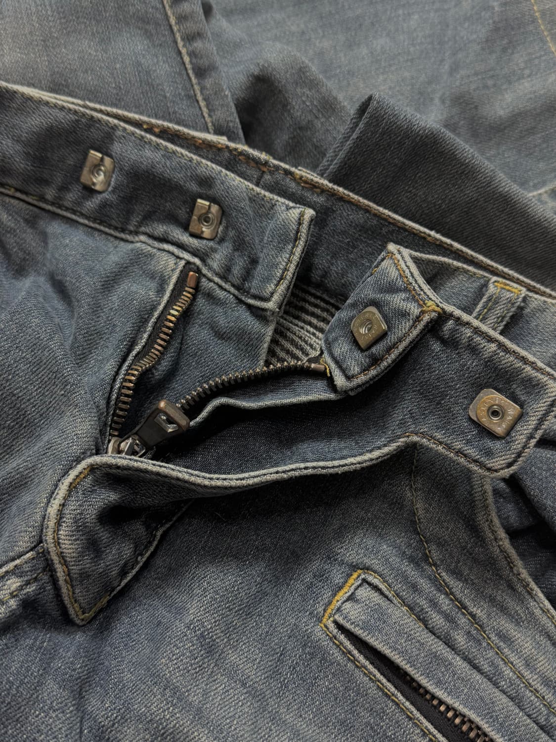 Balmain Biker Denim Distressed Jeans 상품이미지3
