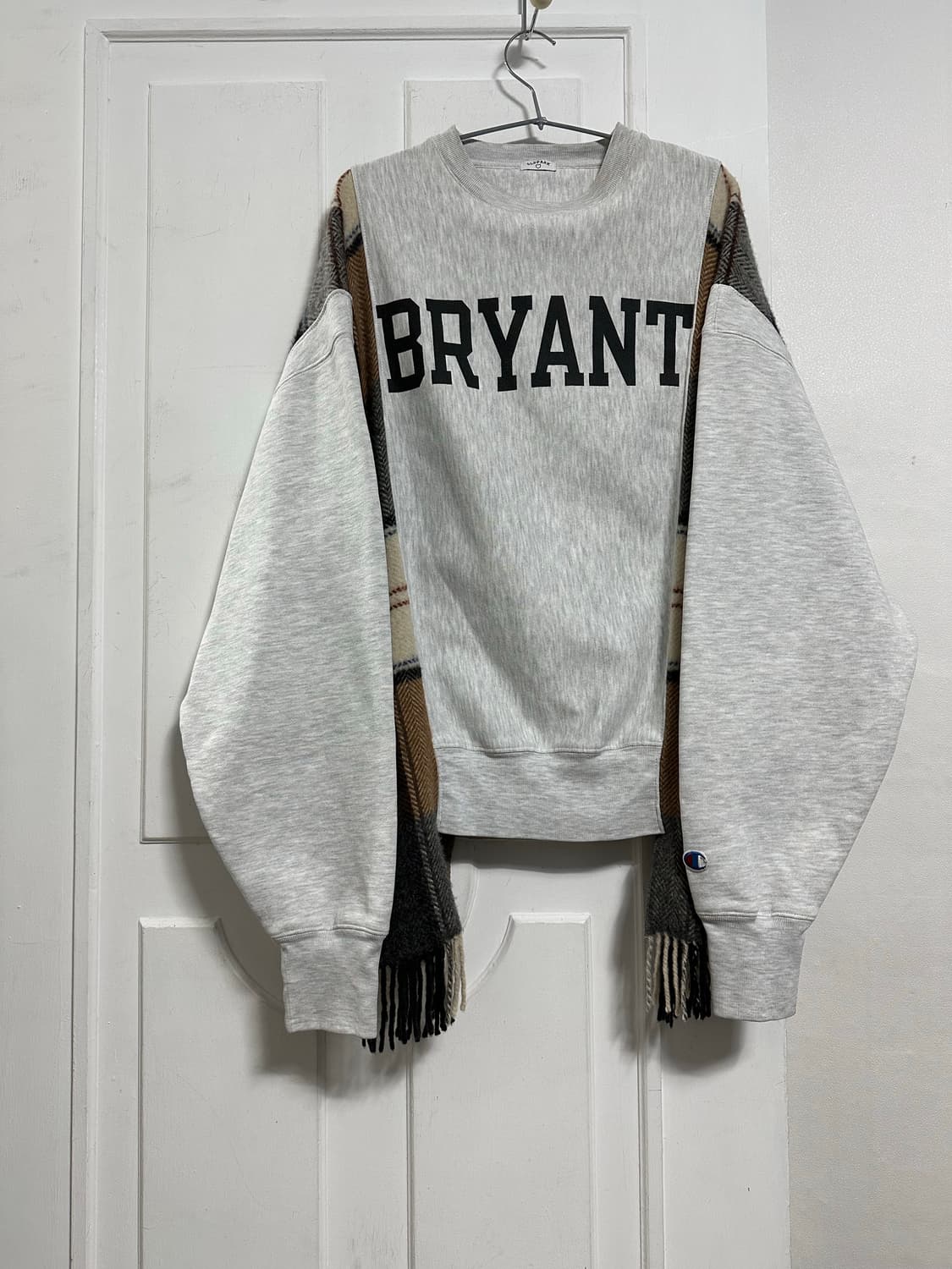 올드파크 OLDPARK 머플러 맨투맨 상품이미지1