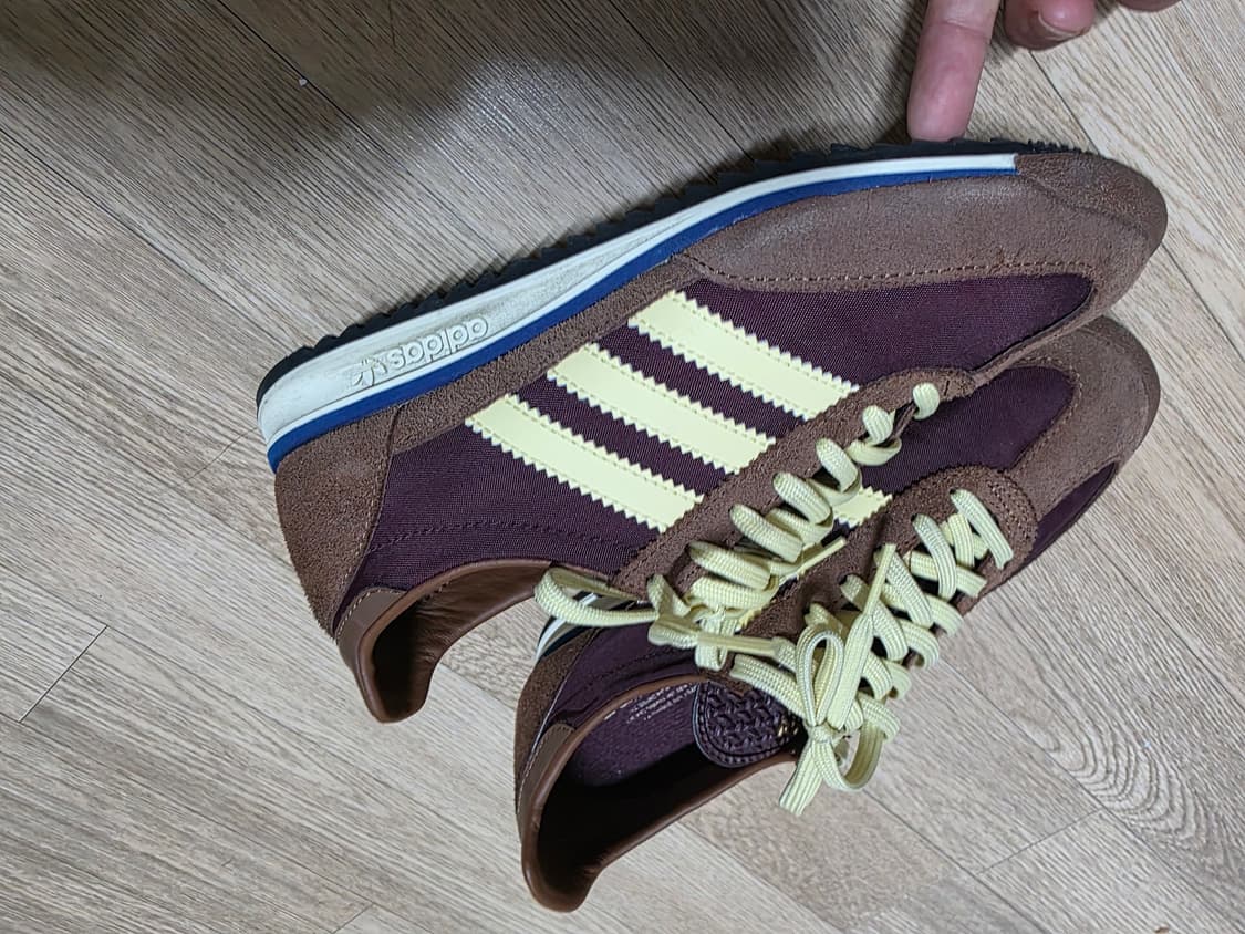 아디다스 운동화 상품이미지2