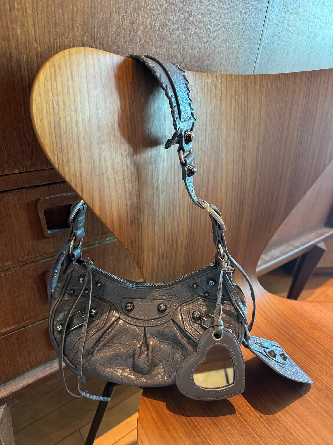 발렌시아가 르카골 XS 숄더백 상품이미지1