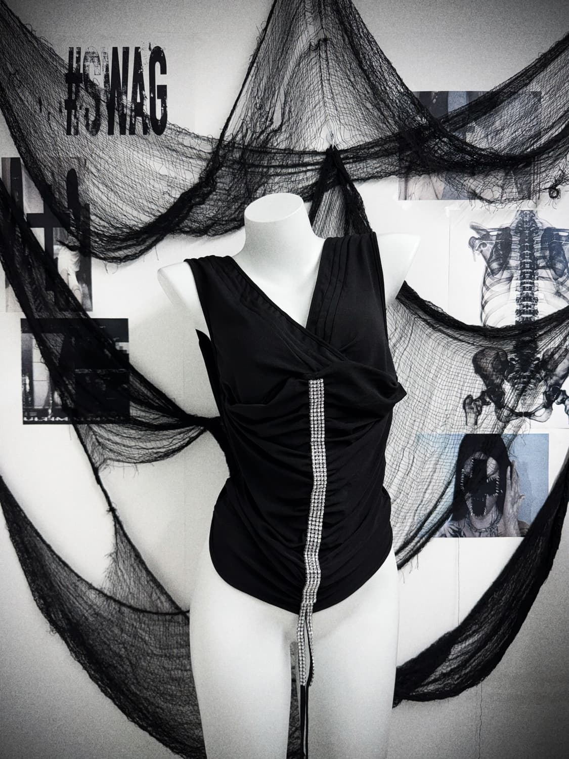 Beads string detail sleeveless 상품이미지1