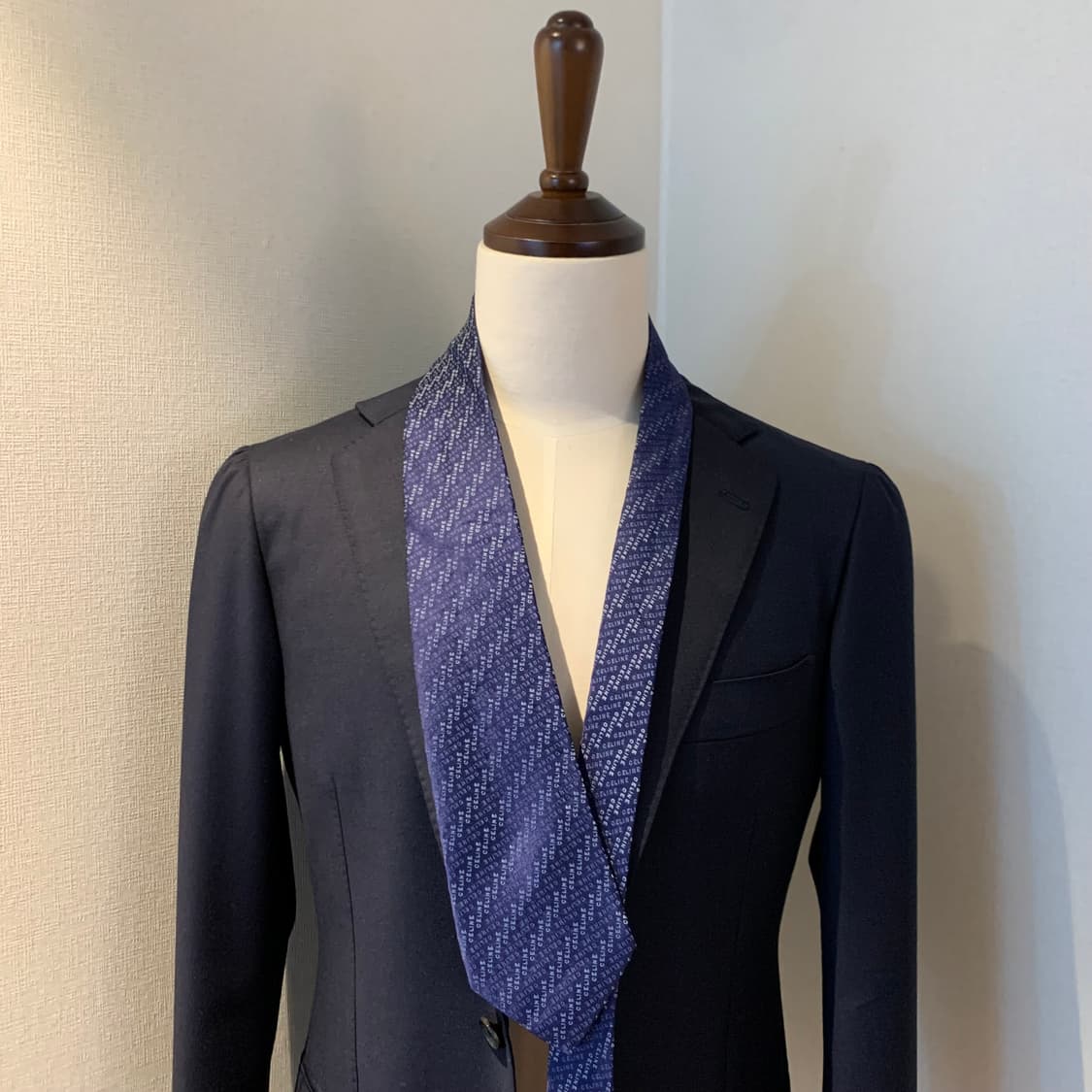 셀린느(CELINE) 모노그램 명품넥타이 최상급 A+등급 9.2cm 상품이미지1